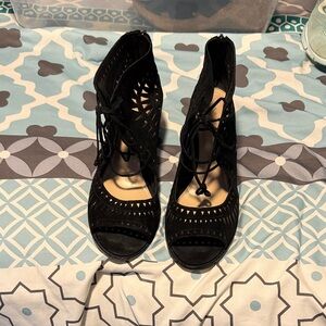 Vince Camuto Black Lace-Up Sandals